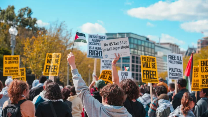 Demonstrace na podporu Palestiny ve Washingtonu z 8. října 2023. (Ilustrační foto)