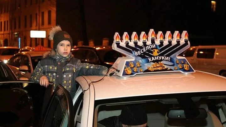 Židovské dítě v Sankt Petěrburgu v prosinci 2019.