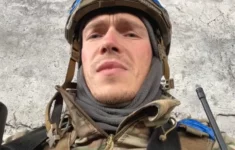 Velitel ukrajinského pluku Azov Denys Prokopenko.