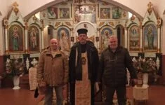 Ukrajinský pravoslavný kněz Volodymyr Koskin působil dříve v Mariupolu, odkud i s rodinou uprchnul před Rusy.