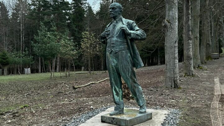Pomník Lenina sochaře Vladimíra Relicha