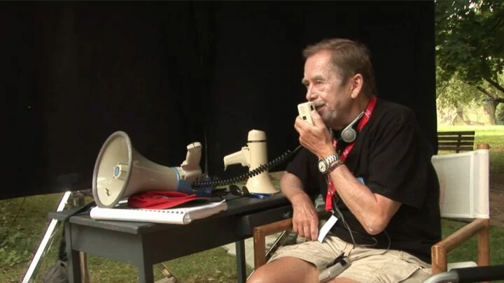 Václav Havel režíruje "své" Odcházení.
