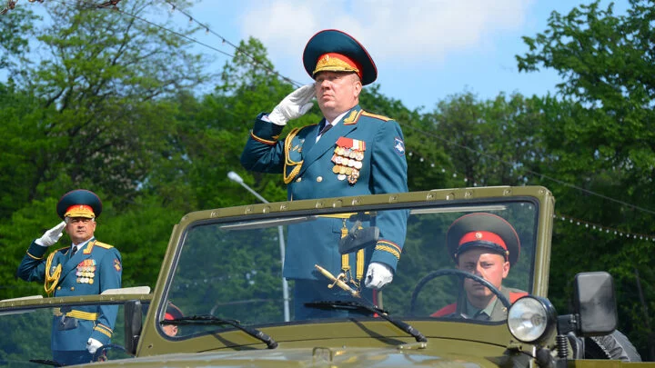 Ruský generál Guruljov bojoval v Čečensku i v Sýrii. Poté odešel do politiky.
