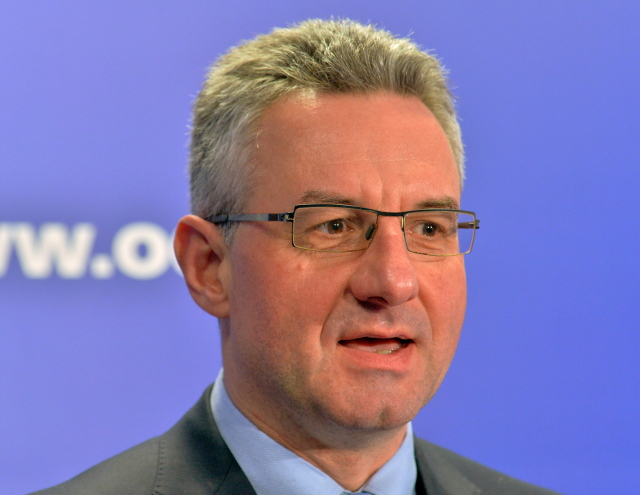 Europoslanec a předseda neoficiálního "Spolku přátelství EU a Číny" Jan Zahradil  (ČTK)