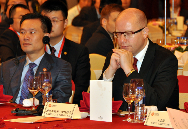 Předseda vlády Bohuslav Sobotka je na návštěvě v Číně. (ČTK)
