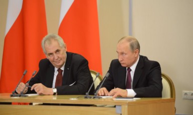 Miloš Zeman a Vladimir Putin v roce 2015 (Twitter)