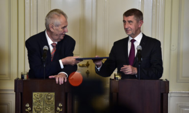 Prezident Miloš Zeman a premiér Andrej Babiš (ČTK)