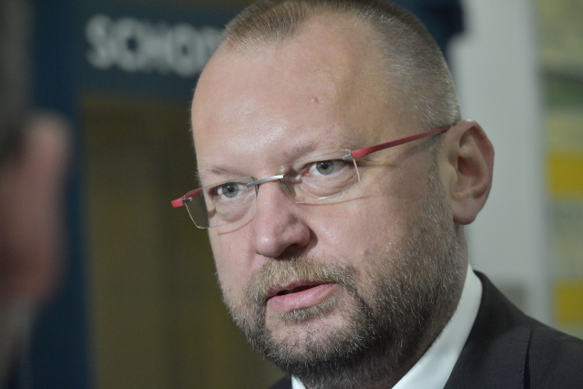 Místopředseda poslanecké sněmovny a první místopředseda KDU-ČSL Jan Bartošek (ČTK)