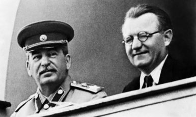 Josif Stalin a Klement Gottwald na čestné tribuně moskevského stadionu Dynamo. (ČTK)