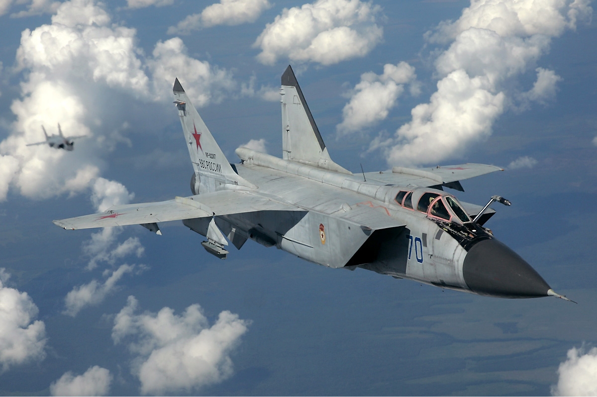MiG-31 při letu nad Ruskem
 (Dmitriy Pichugin / GFDL 1.2)