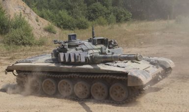 Modernizovaný tank T-72 české armády (Maulincio / CC BY-SA 4.0)