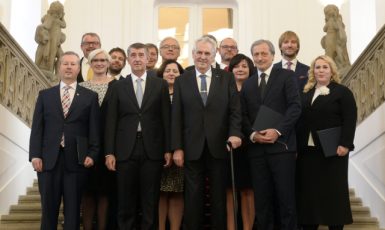 Prezident Miloš Zeman jmenoval 13. prosince 2017 v Praze vládu premiéra Andreje Babiše (ANO).  (ČTK)