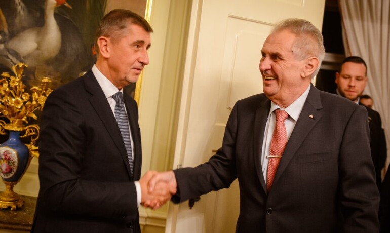 Andrej Babiš (ANO) s dosluhujícím prezidentem Milošem Zemanem (ČTK)