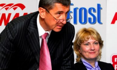 Generální ředitel skupiny Agrofert Andrej Babiš a ředitelka společnosti ProFrost Simona Sokolová  (2007) (ČTK)