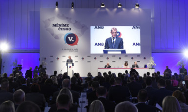 Premiér a předseda hnutí ANO Andrej Babiš na sněmu ANO  (ČTK)