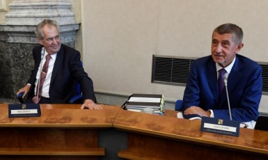 Prezident Miloš Zeman a premiér Andrej Babiš na jednání vlády  (ČTK)