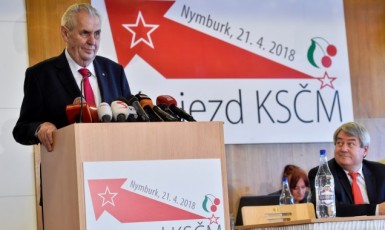 Miloš Zeman na sjezdu KSČM v dubnu 2018 (ČTK)