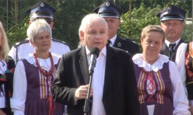 Jarosław Kaczyński, předseda strany Právo a spravedlnost. (youtube)
