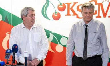 Předseda KSČM Vojtěch Filip a místopředseda strany Stanislav Grospič  (ČTK)