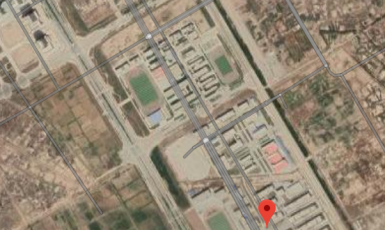 Čínský internační tábor pro příslušníky režimu nepohodlných menšin   (Google Maps)
