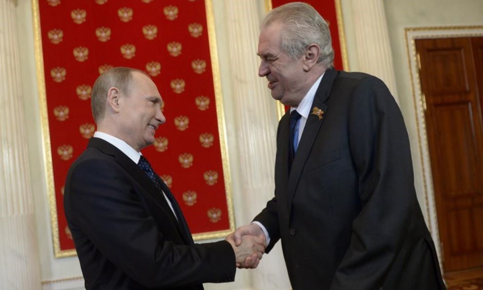 Prezident Ruské federace Vladimir Putin a prezident ČR Miloš Zeman (ČTK)