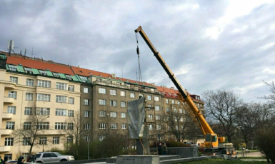 Koněvova socha - přesun (Praha 6)