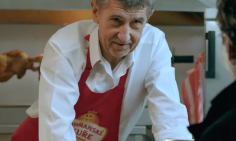 Andrej Babiš v reklamě na vodňanská kuřata (Printscreen TV reklama)