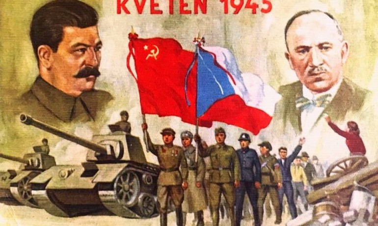 Oslava „osvobození Rudou armádou“ na plakátu z doby třetí republiky (1945–1948)  (profimedia.cz)