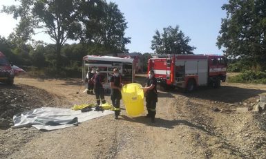 Ekologická katastrofa na Bečvě zaměstnala hasiče na celý týden (HZS Olomouckého kraje)