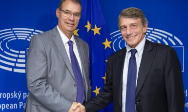 Ville Itälä, generální ředitel OLAF, se setkal s předsedou europarlamentu Davidem Sassolim (Evrpská unie)