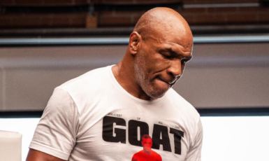 Mike Tyson je v ostrém tréninku. (IG @miketyson)