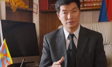 Předseda tibetské exilové vlády Lobsang Sangay. (youtube)