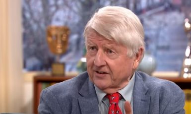 Stanley Johnson, otec britského premiéra Borise Johnsona. (youtube)