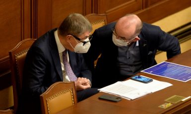 Premiér Andrej Babiš a ministr zdravotnictví Jan Blatný (oba za ANO) (ČTK)