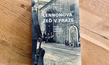 Lennonova zeď (FORUM 24)