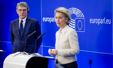 David Sassoli a Ursula von der Leyenová (Evropská unie)