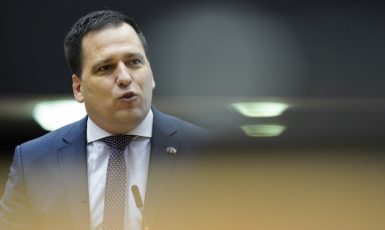 Europoslanec Tomáš Zdechovský (KDU-ČSL)
 (Evropská unie)