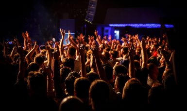 Ilustrační foto, koncert (AdobeStock)