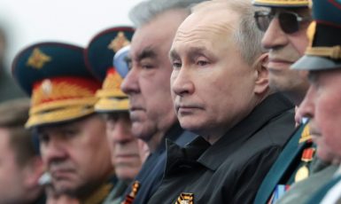 Ruský prezident Putin na oslavě Dne vítězství v Moskvě (9. 5. 2021) (ČTK/AP/Mikhail Metzel)