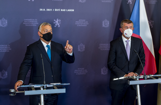 Maďarský premiér Viktor Orbán a český premiér Andrej Babiš (ANO) (ČTK)