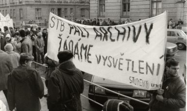 Demonstrace v listopadu 1989 (ČTK/Zehl Igor)