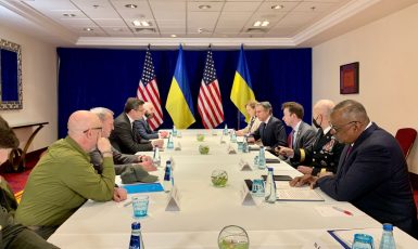 Ukrajinští ministři obrany a zahraničí se sešli s protějšky z USA a prezidentem Bidenem
 (Oleksij Reznikov / Ukrajinské ministerstvo obrany / se souhlasem)