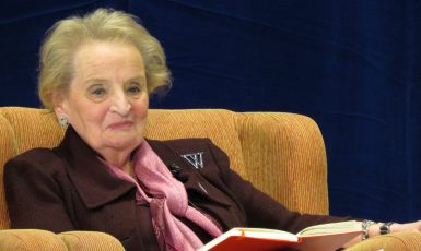 Madeleine Albrightová (Brinacor / Wikimedia Commons / CC BY-SA 4.0)