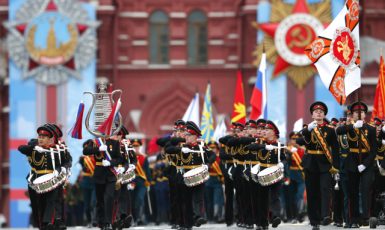 Vojenská přehlídka v Moskvě na Rudém náměstí ke Dni vítězství (9. 5. 2021) (ČTK/AP/Alexander Zemlianichenko)