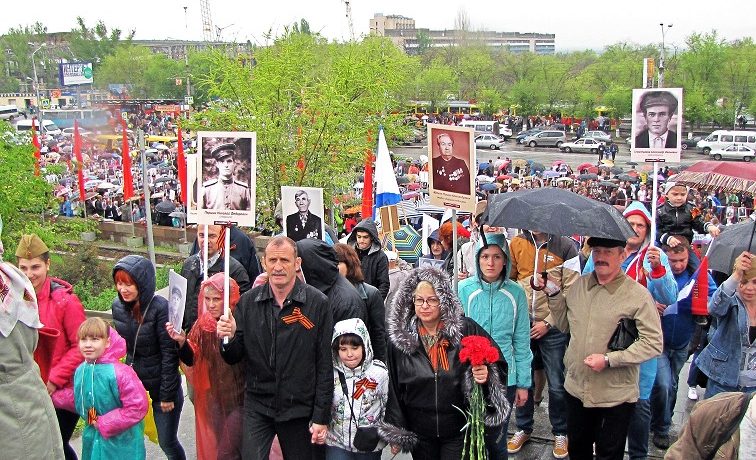 Oslava Dne vítězství v tzv. Velké vlastenecké válce v ruském Volgogradě (9. 5. 2015) (Natalia Semenova / se souhlasem)