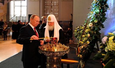 Vladimir Putin a moskevský patriarcha Kirill (Kremlin.ru / Wikimedia Commons / CC BY 4.0)