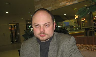 Opoziční ruský novinář Vladimir Kara-Murza. (commons.wikimedia.org/Public Domain/VOA)