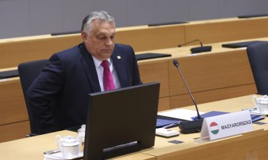 Maďarský premiér Viktor Orbán na mimořádném summitu v Bruselu (Evropská unie, se souhlasem)