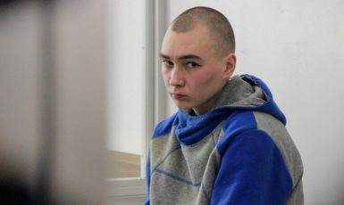 Ruský voják Vadim Šišmarin, který je souzený na Ukrajině (Anna Myroniuk / The Kyiv Independent / se svolením)
