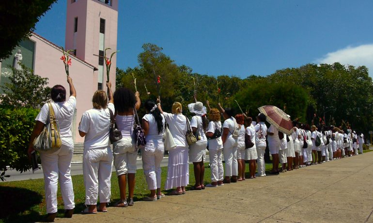 Proti režimu na Kubě protestuje i opoziční hnutí Ženy v bílém (Hvd69, wikimedia, CC BY-SA 3.0)
